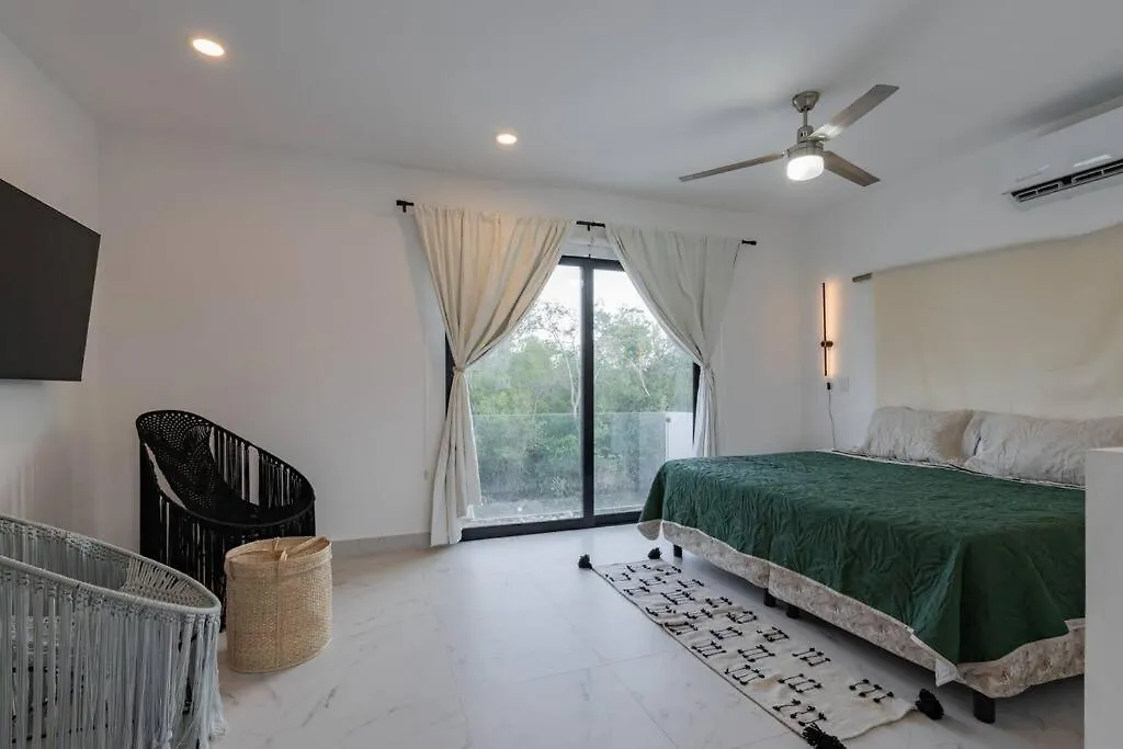 Casa Antal Centro Tulum Villa