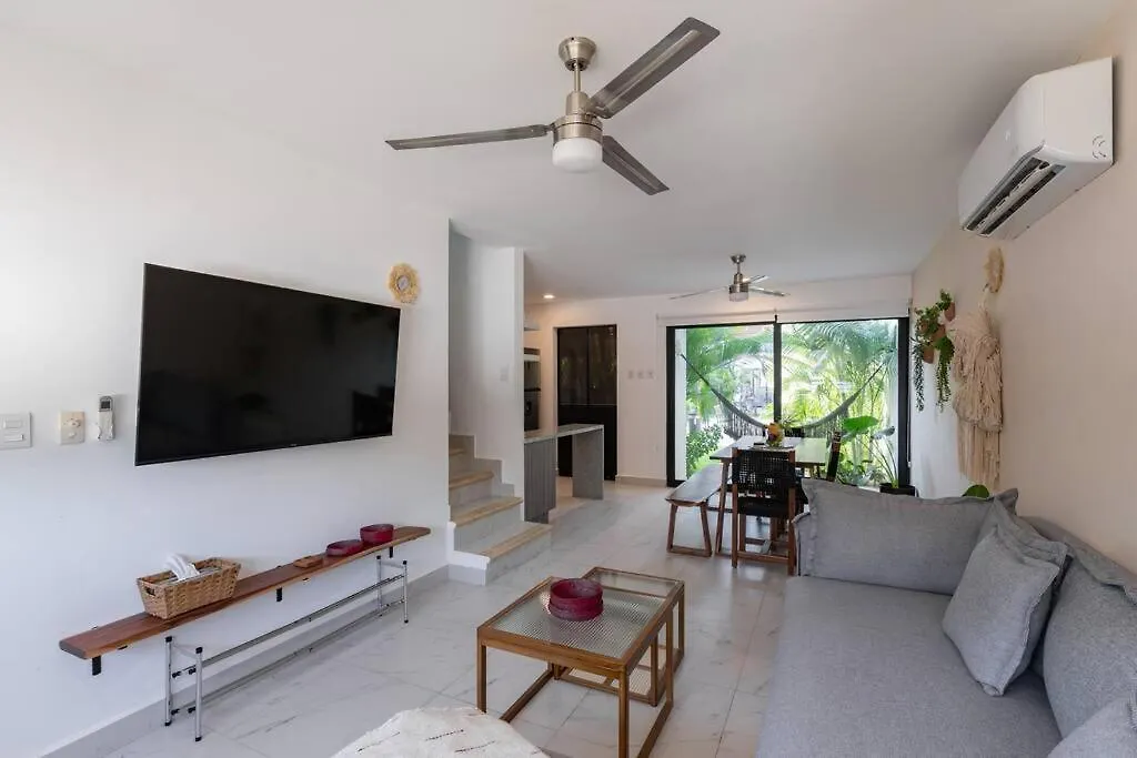 Casa Antal Centro Tulum Villa